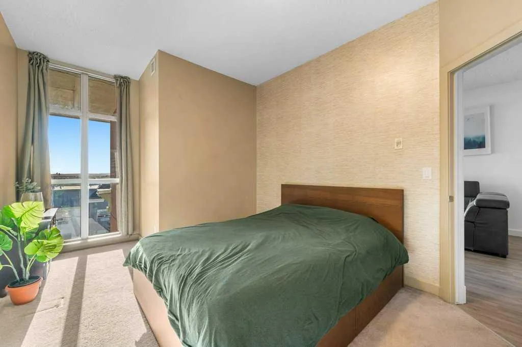11811 Lake Fraser Drive SE Calgary AB T2J 7J4