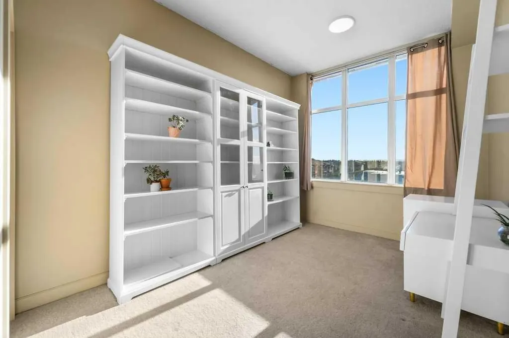 11811 Lake Fraser Drive SE Calgary AB T2J 7J4