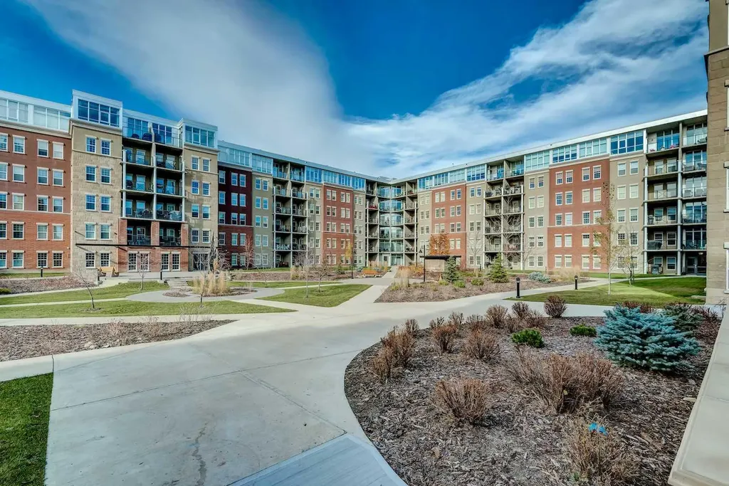 11811 Lake Fraser Drive SE Calgary AB T2J 7J4