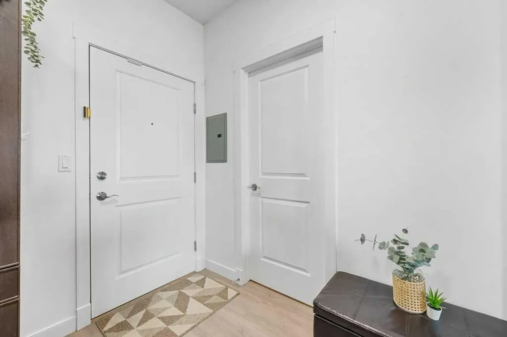 11811 Lake Fraser Drive SE Calgary AB T2J 7J4