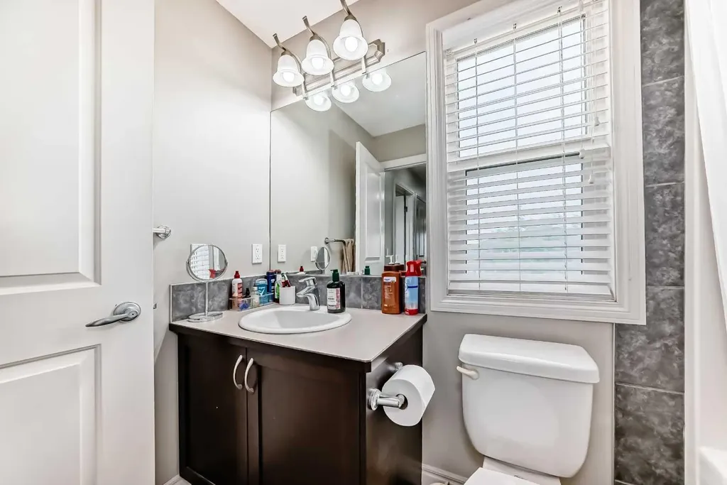 136 Redstone Avenue NE Calgary AB T3N 0J6
