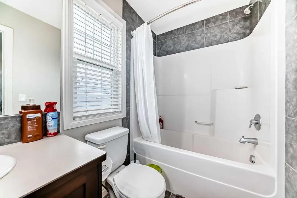 136 Redstone Avenue NE Calgary AB T3N 0J6