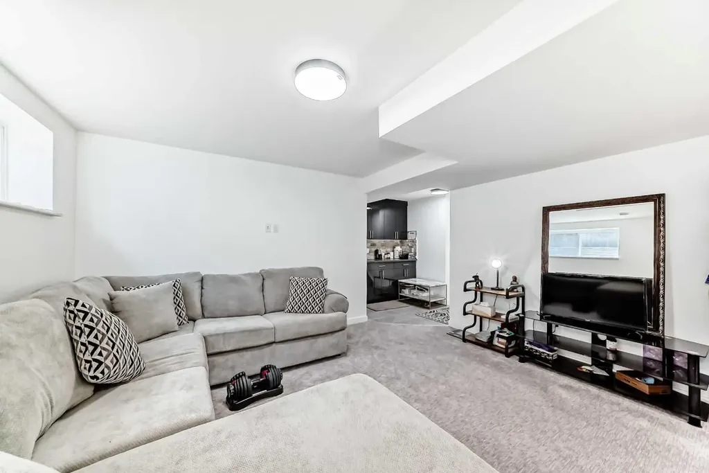 136 Redstone Avenue NE Calgary AB T3N 0J6