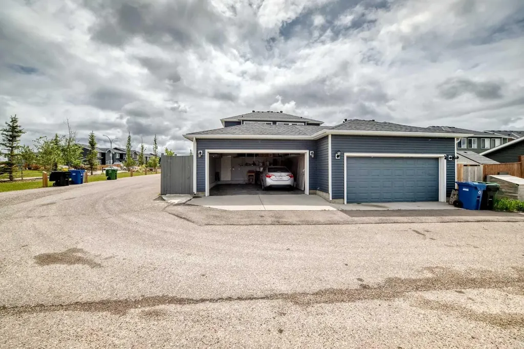 136 Redstone Avenue NE Calgary AB T3N 0J6