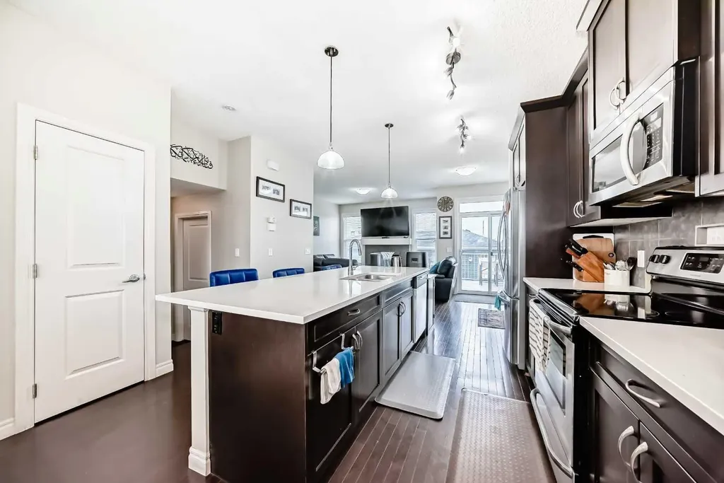 136 Redstone Avenue NE Calgary AB T3N 0J6