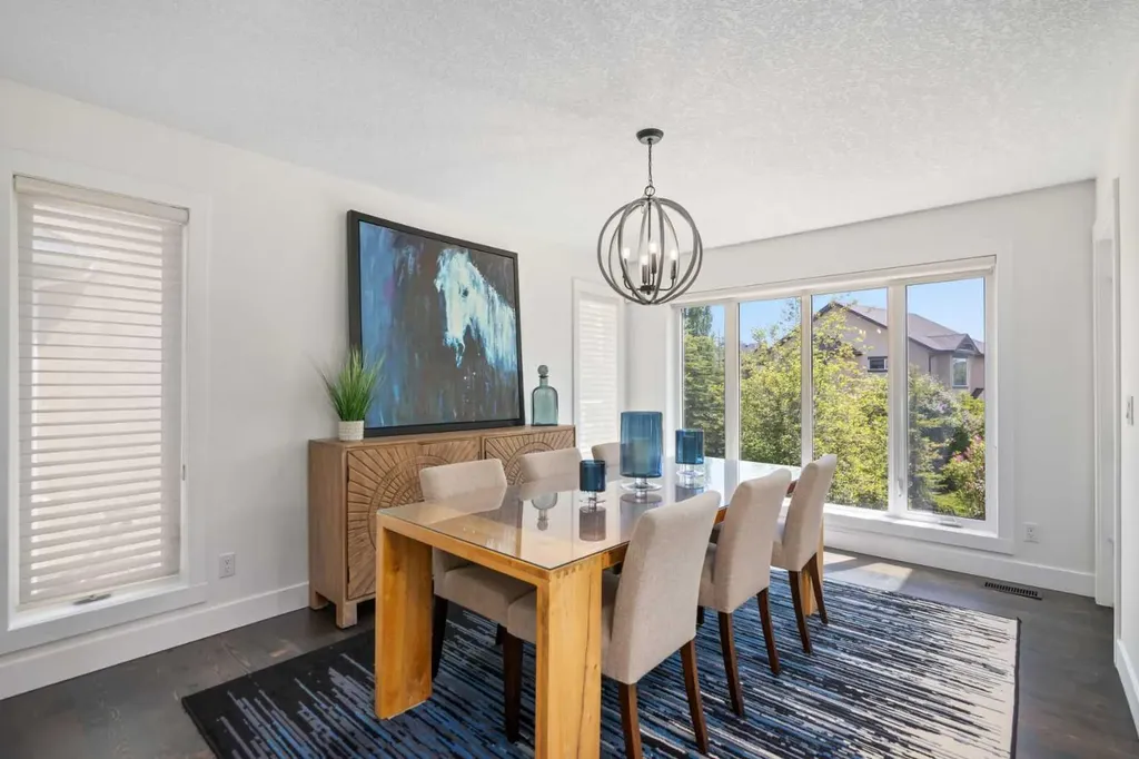 361 Discovery Ridge Way SW Calgary AB T3H 5S8