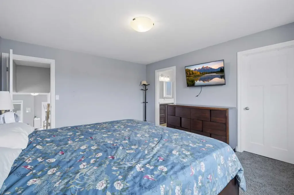 95 Thompson Crescent Red Deer AB T4P 0S1