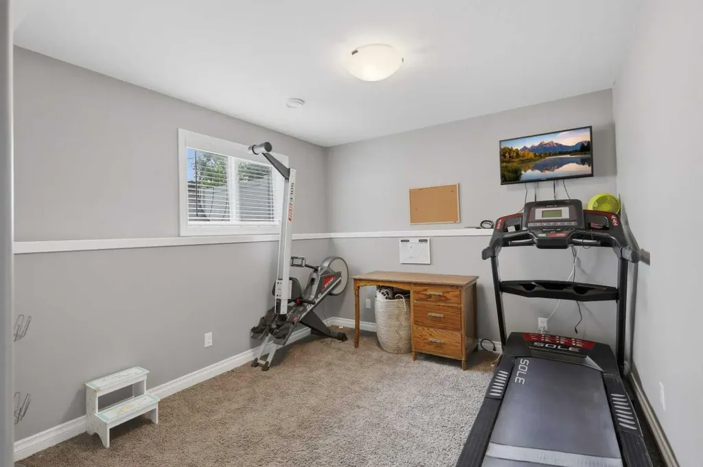 95 Thompson Crescent Red Deer AB T4P 0S1