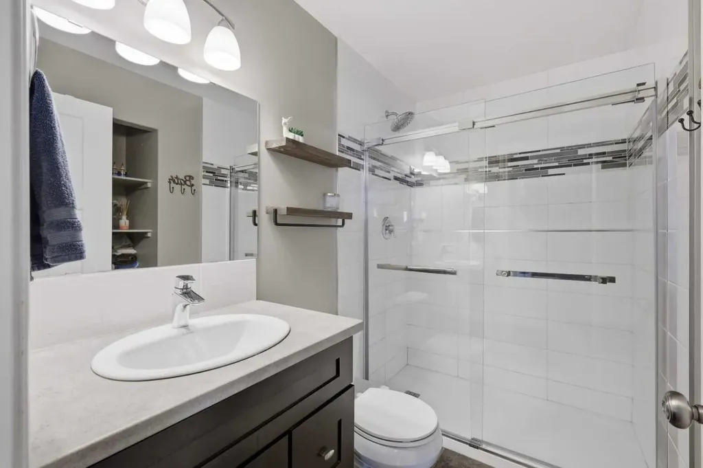 95 Thompson Crescent Red Deer AB T4P 0S1