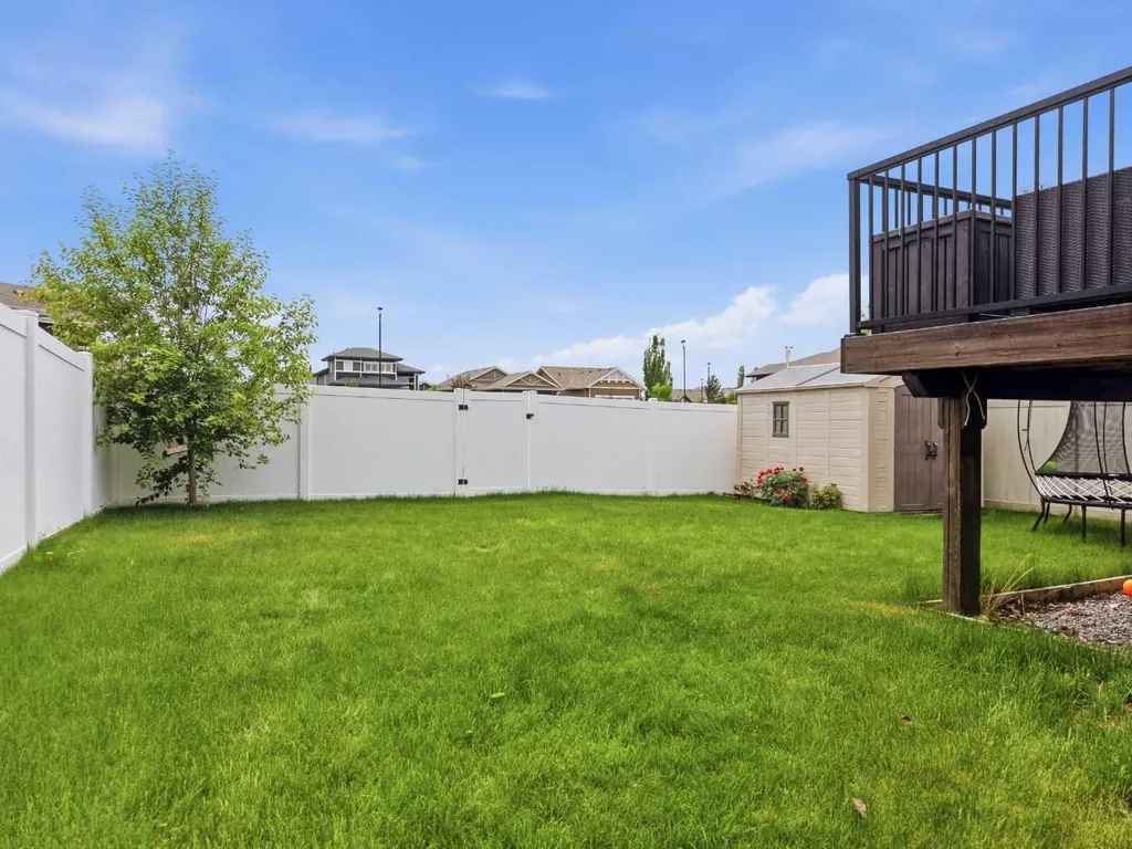 95 Thompson Crescent Red Deer AB T4P 0S1