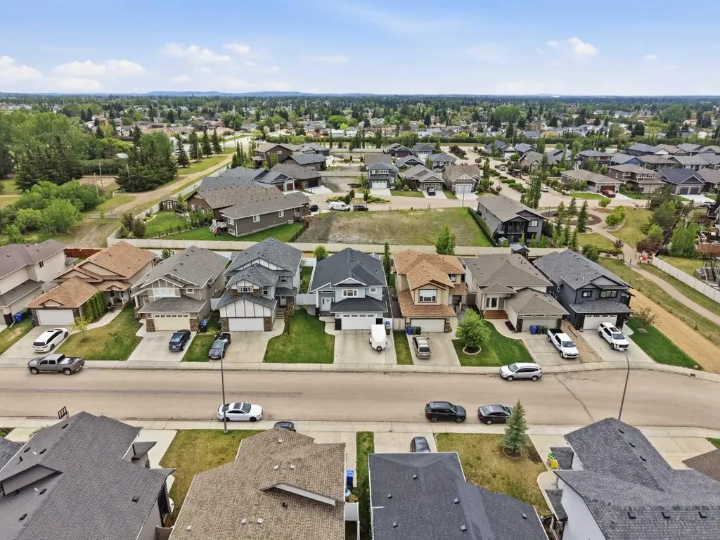 95 Thompson Crescent Red Deer AB T4P 0S1