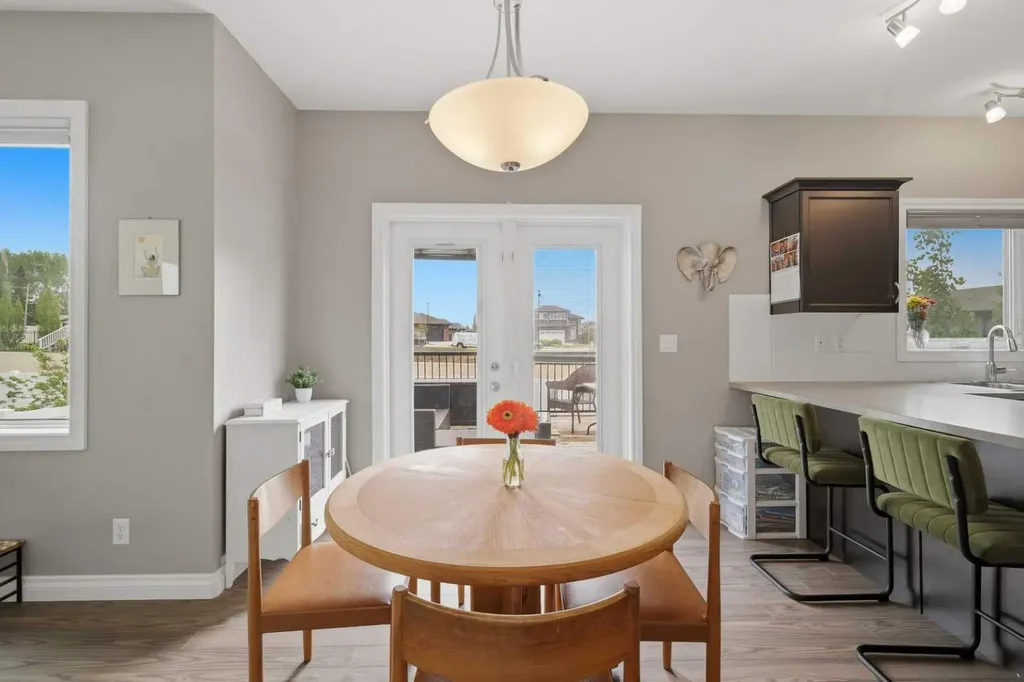 95 Thompson Crescent Red Deer AB T4P 0S1