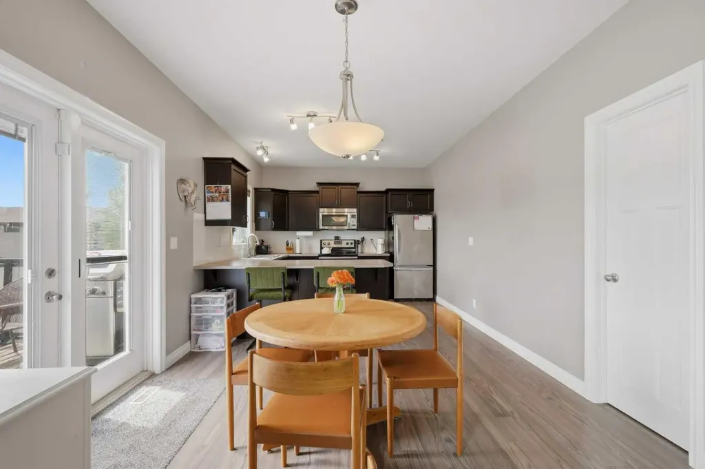 95 Thompson Crescent Red Deer AB T4P 0S1