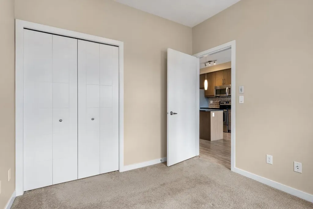 402 Marquis Lane SE Calgary AB T3M 2G7