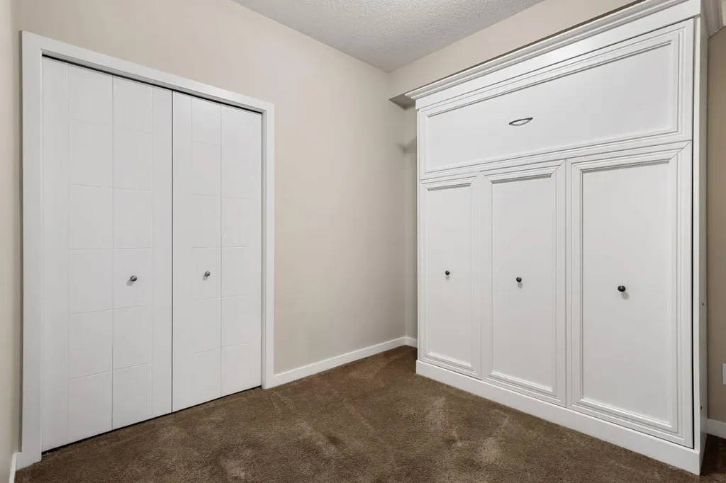 402 Marquis Lane SE Calgary AB T3M 2G7