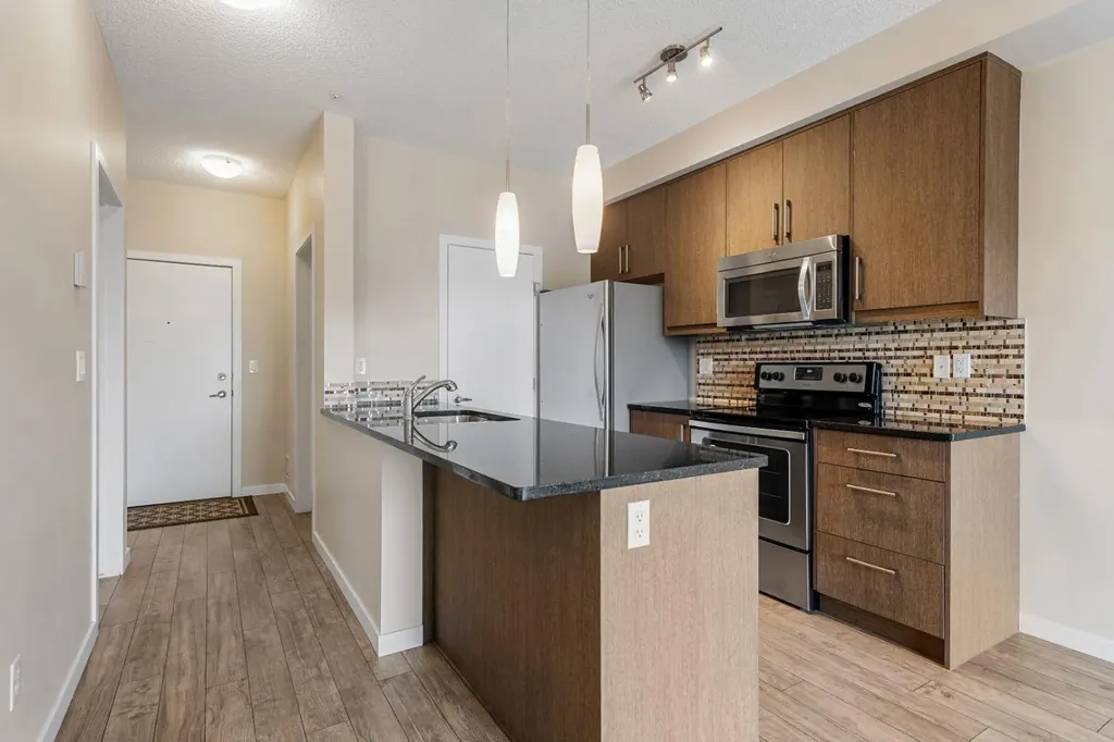 402 Marquis Lane SE Calgary AB T3M 2G7