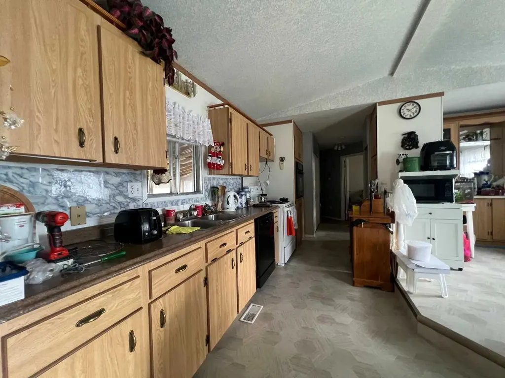 53209 Range Road 183 Rural Yellowhead County AB T7E 3B2