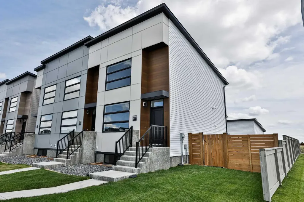 3027 47 Street S Lethbridge AB T1K 8L5