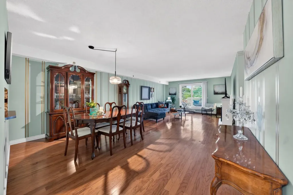 1733 27 Avenue SW Calgary AB T2T1G9