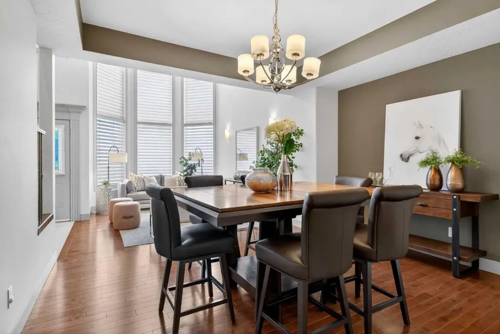 647 Fraser Vista NW Edmonton AB T5Y 0V4