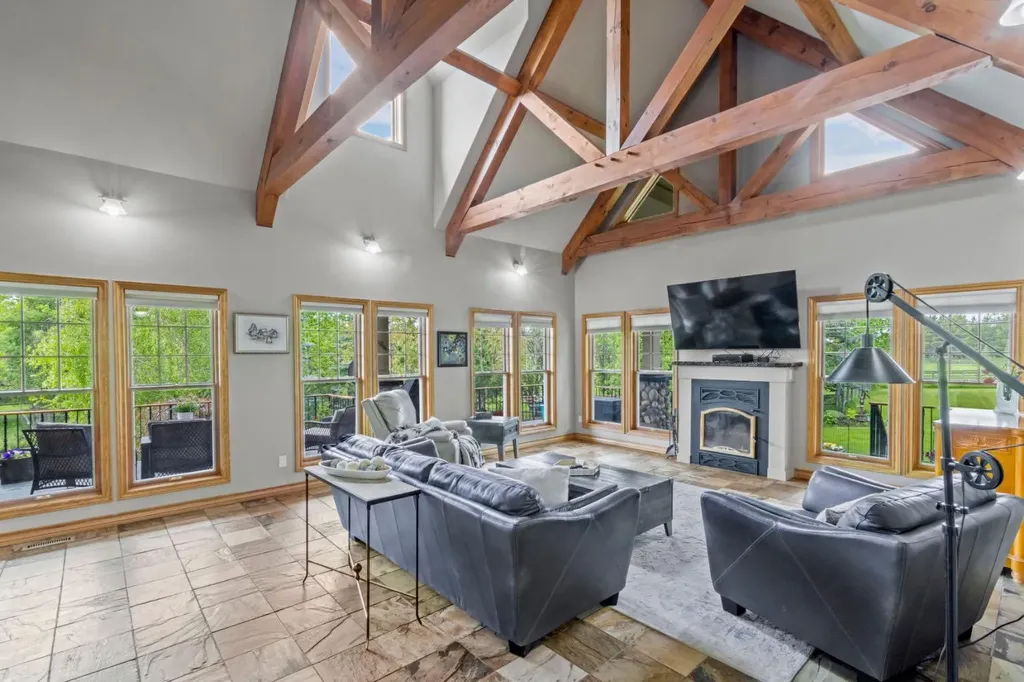 162052 Priddis Valley Road W Rural Foothills County AB T0L 1W2