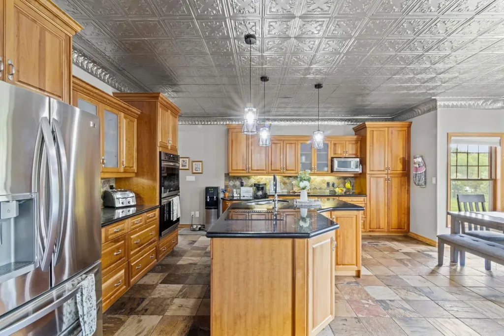 162052 Priddis Valley Road W Rural Foothills County AB T0L 1W2
