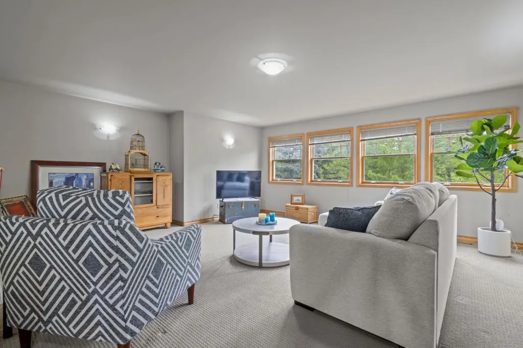 162052 Priddis Valley Road W Rural Foothills County AB T0L 1W2