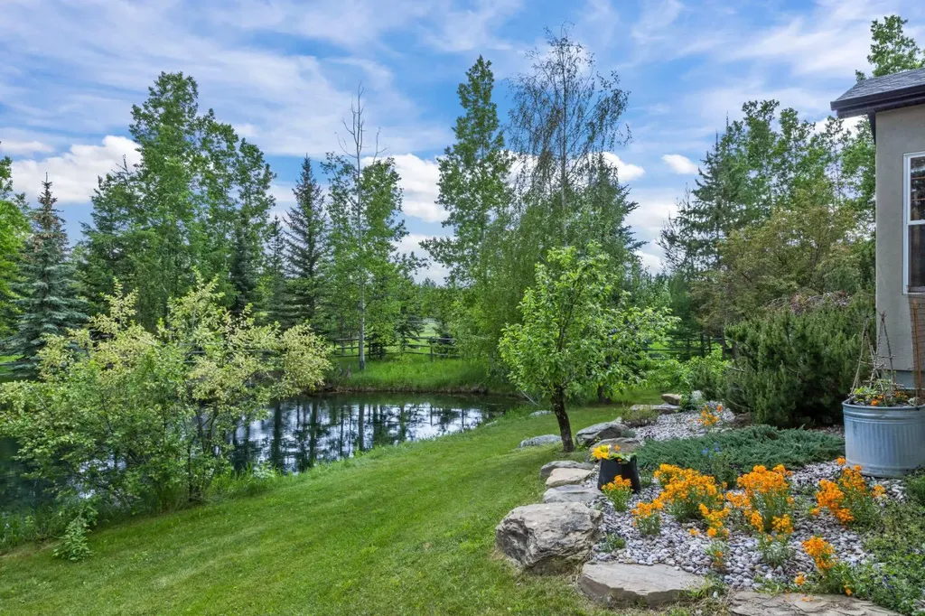 162052 Priddis Valley Road W Rural Foothills County AB T0L 1W2