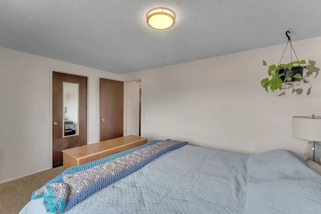 2162 Summerfield Boulevard SE Airdrie AB T4B 1X4