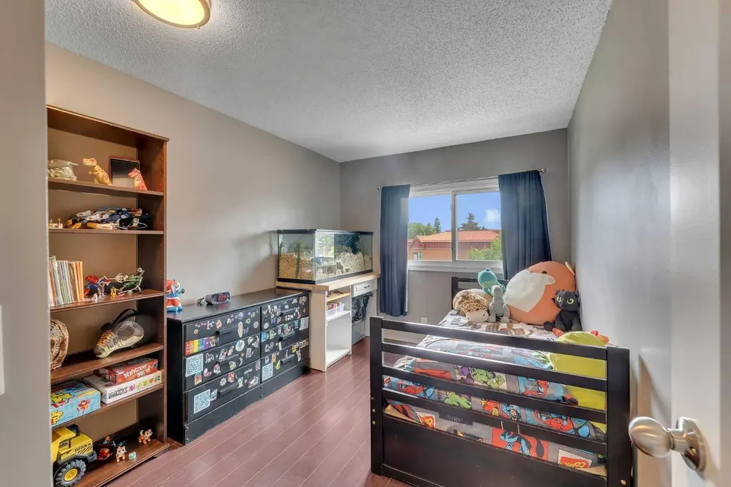 2162 Summerfield Boulevard SE Airdrie AB T4B 1X4