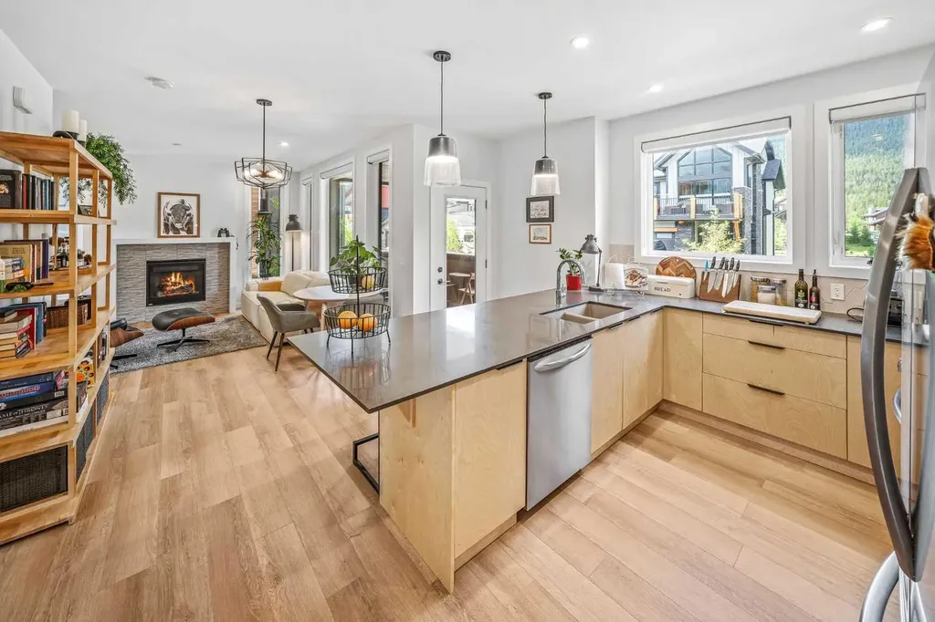 209 Stewart Creek Rise Canmore AB T1W0M5