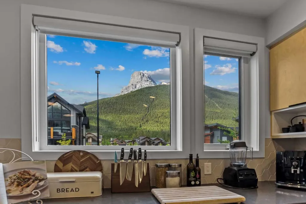 209 Stewart Creek Rise Canmore AB T1W0M5