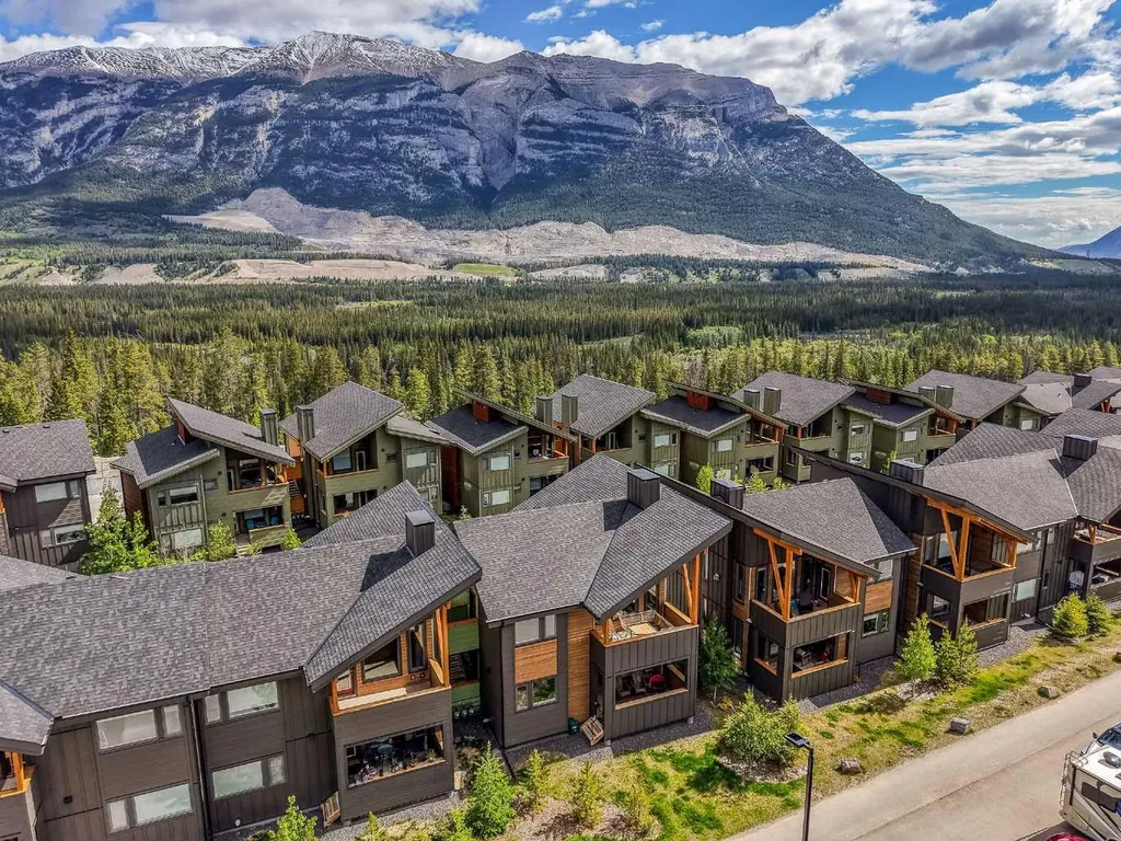 209 Stewart Creek Rise Canmore AB T1W0M5