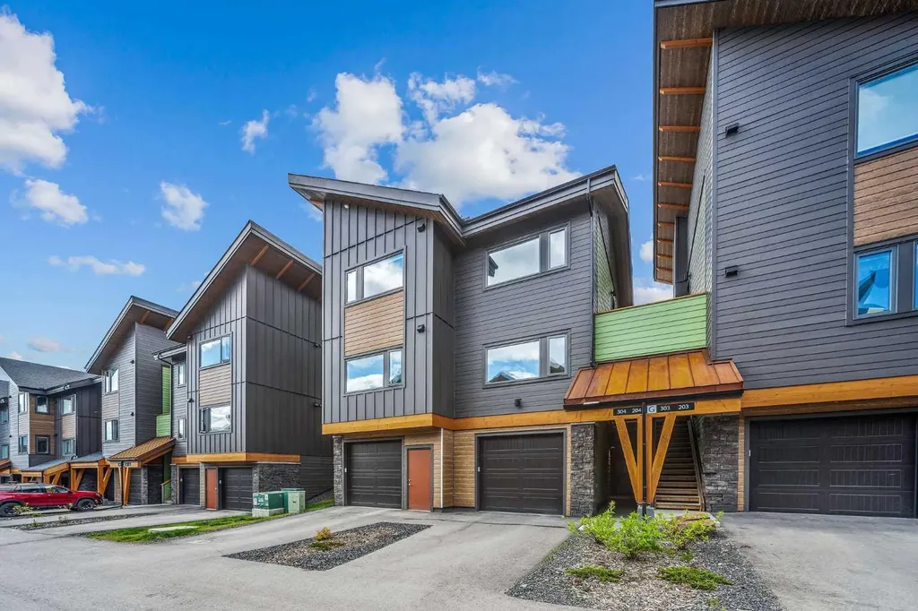209 Stewart Creek Rise Canmore AB T1W0M5