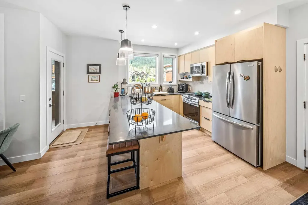 209 Stewart Creek Rise Canmore AB T1W0M5