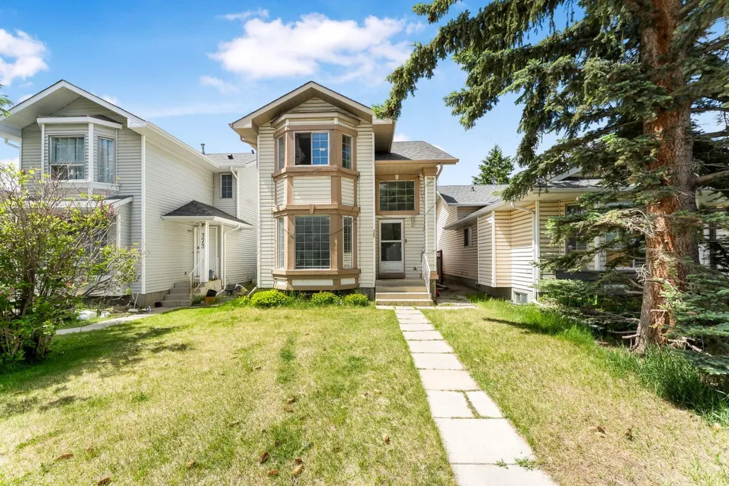 369 Martinwood Place NE Calgary AB T3J3H7