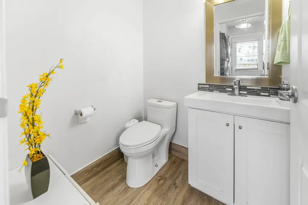 369 Martinwood Place NE Calgary AB T3J3H7