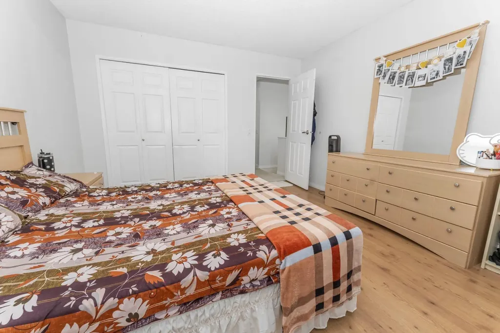 369 Martinwood Place NE Calgary AB T3J3H7