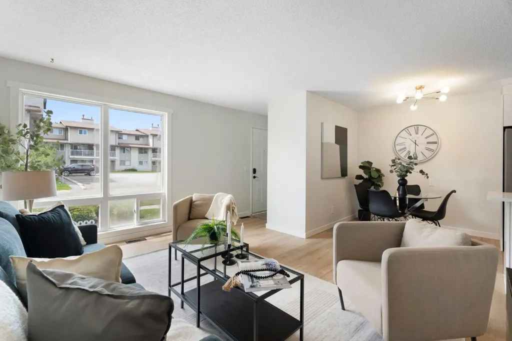 200 Brookpark Drive SW Calgary AB T2W3E5