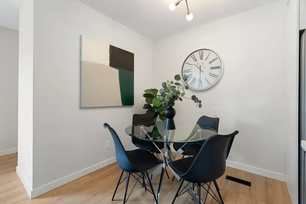 200 Brookpark Drive SW Calgary AB T2W3E5