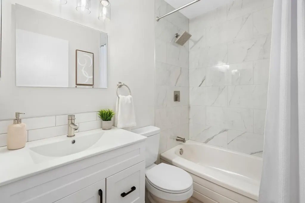 200 Brookpark Drive SW Calgary AB T2W3E5