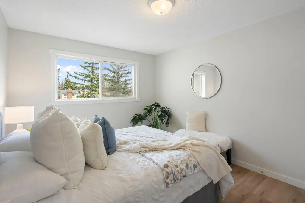 200 Brookpark Drive SW Calgary AB T2W3E5