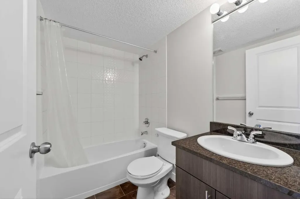 625 Glenbow Drive Cochrane AB T4C 0S9