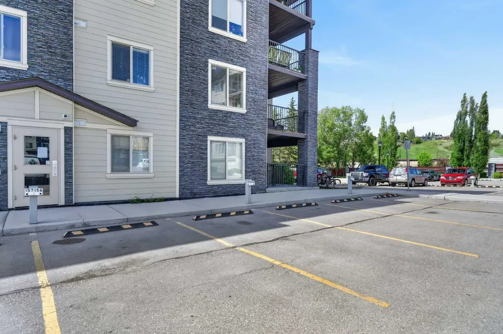 625 Glenbow Drive Cochrane AB T4C 0S9