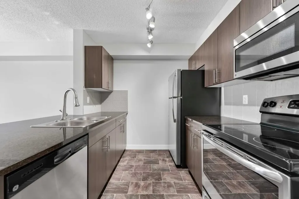 625 Glenbow Drive Cochrane AB T4C 0S9