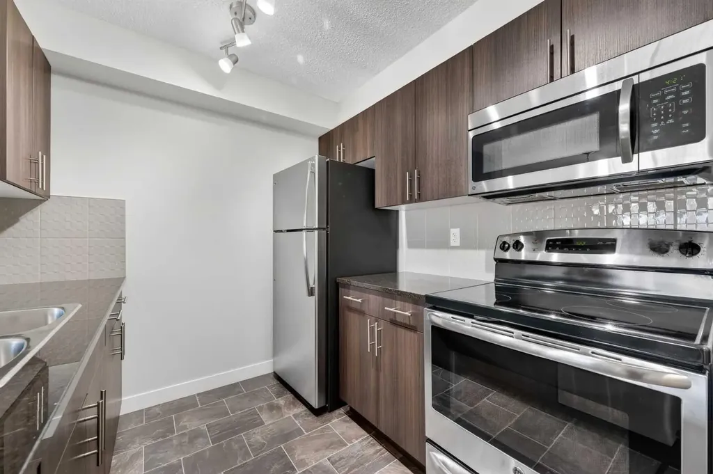 625 Glenbow Drive Cochrane AB T4C 0S9