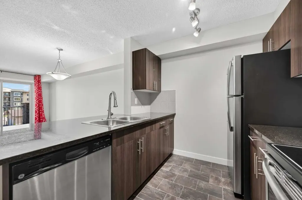 625 Glenbow Drive Cochrane AB T4C 0S9