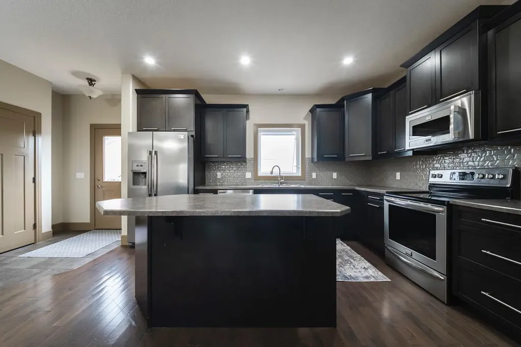 153 Walnut Crescent Fort Mcmurray AB T9K 0N6