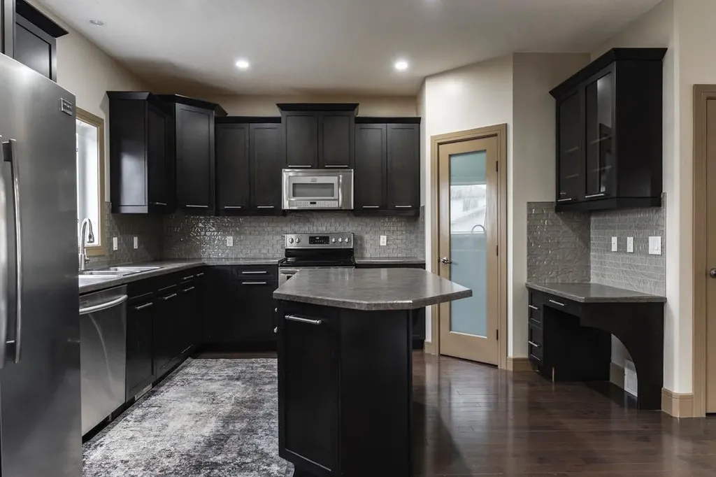 153 Walnut Crescent Fort Mcmurray AB T9K 0N6