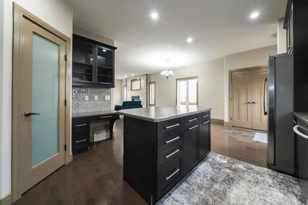 153 Walnut Crescent Fort Mcmurray AB T9K 0N6